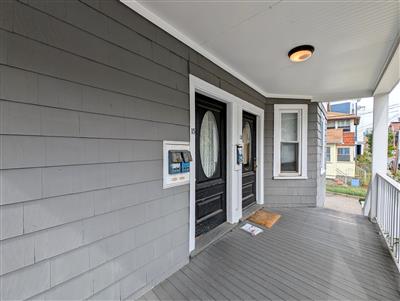 13 Farragut Ave, West Somerville