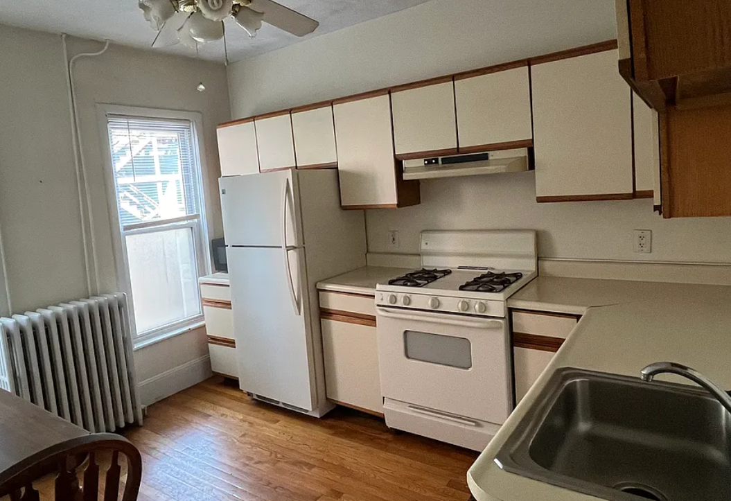 35 A Harvard St, Central Village