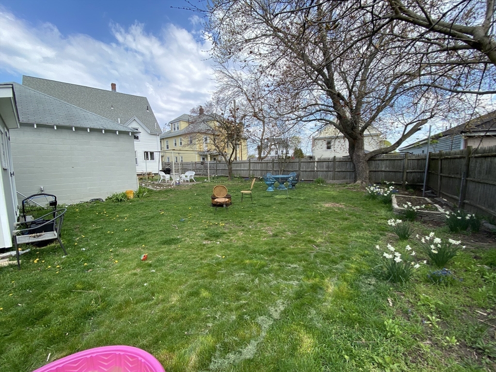 8 Trafford St, Quincy