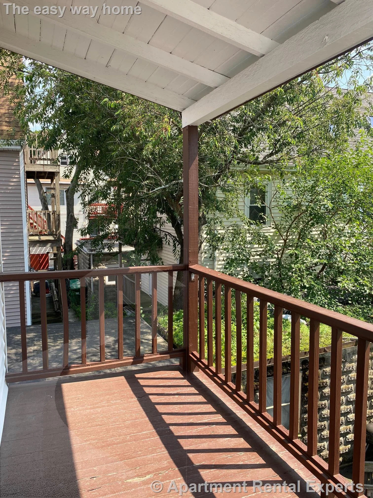 96 Capen St, Tufts
