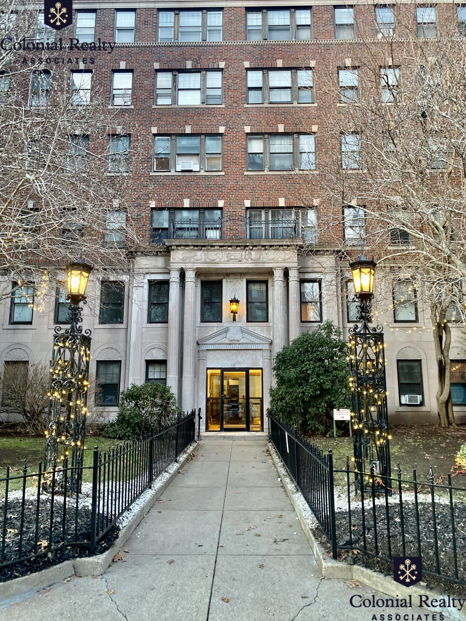 2001 Commonwealth Ave, Brighton