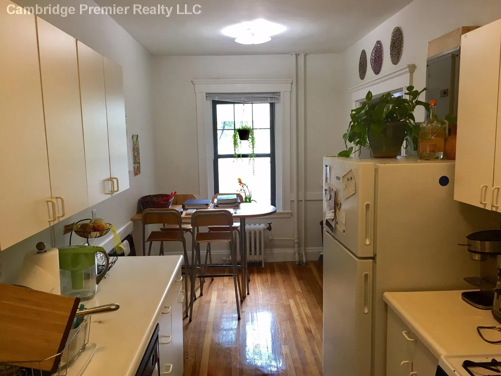 1558 Massachusetts Ave, Neighborhood Nine