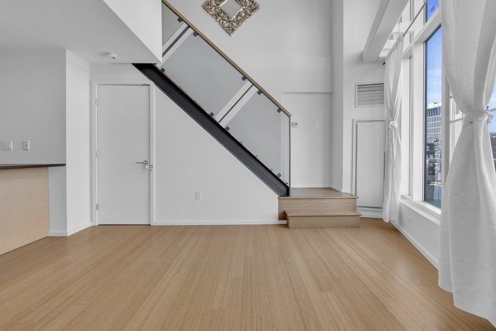 1 Earhart, East Cambridge