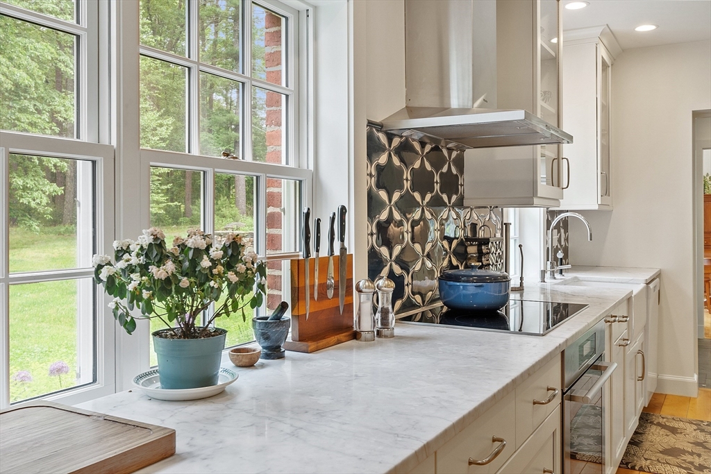 229 Fairhaven Hill Rd, Concord