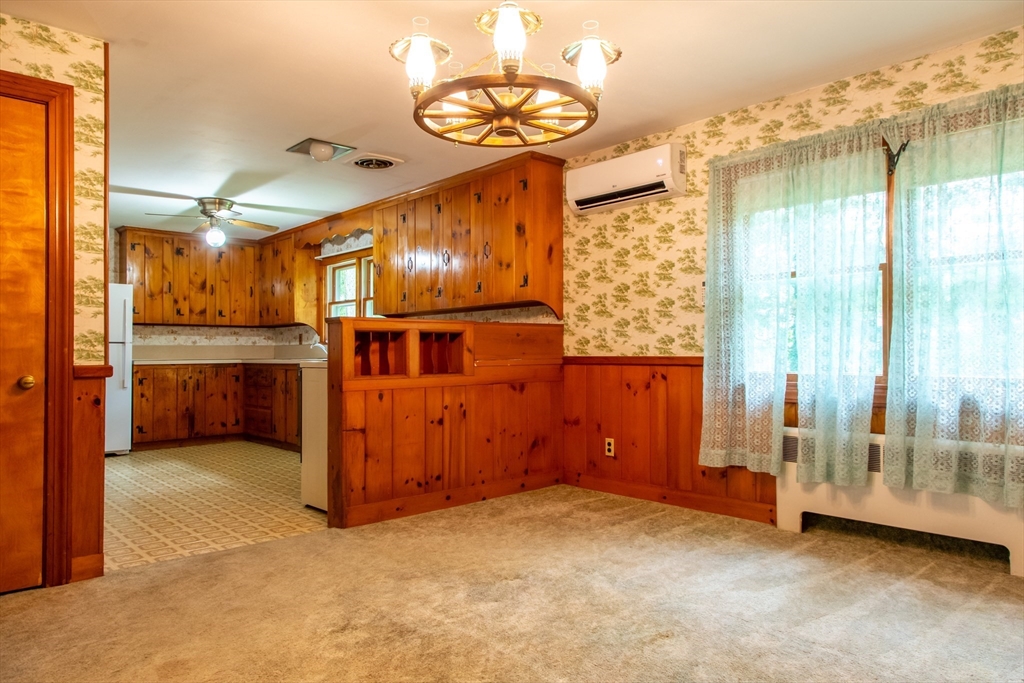 88 Sutherland Rd, North Attleboro