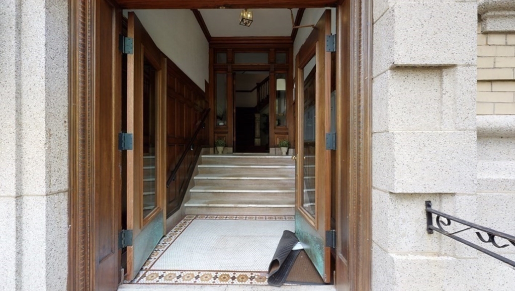 38 Kilsyth Rd, Salisbury Road - Corey Farm