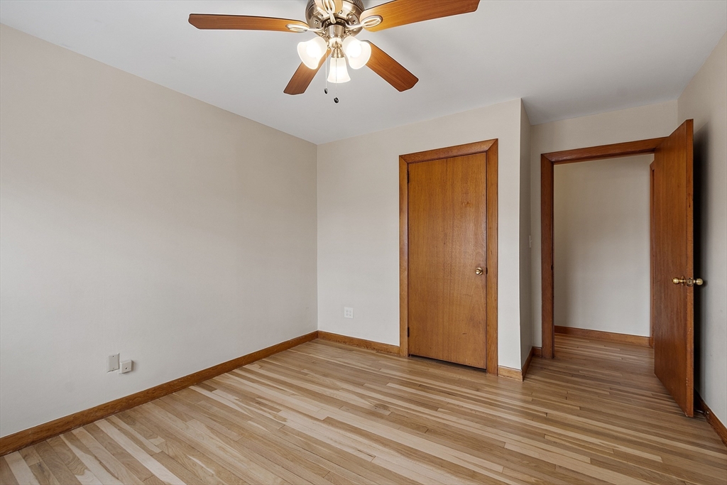 104 N Main St, Mansfield