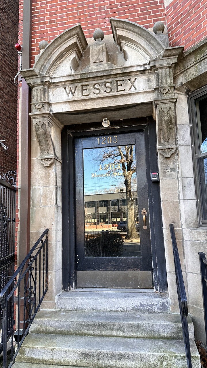 1203 Beacon St, Brookline