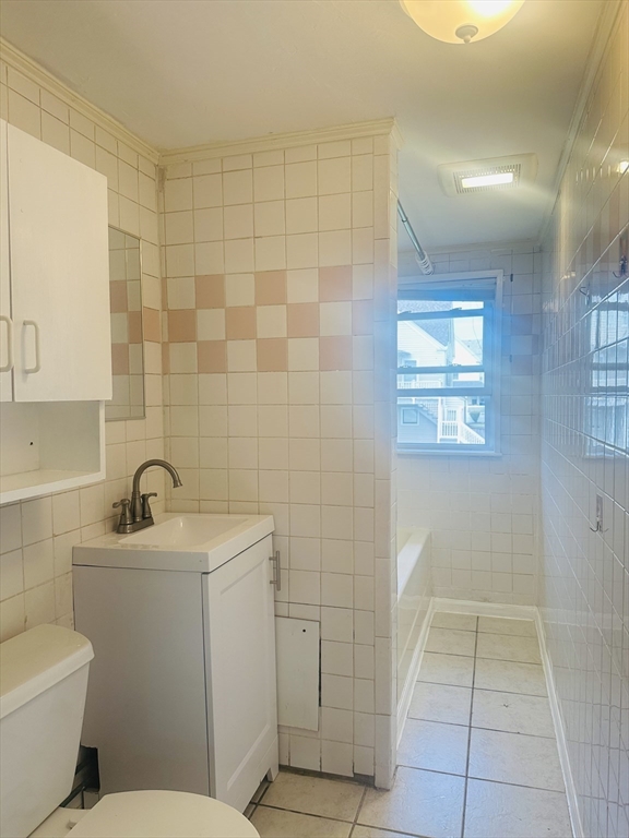 230 Fayette St, Quincy