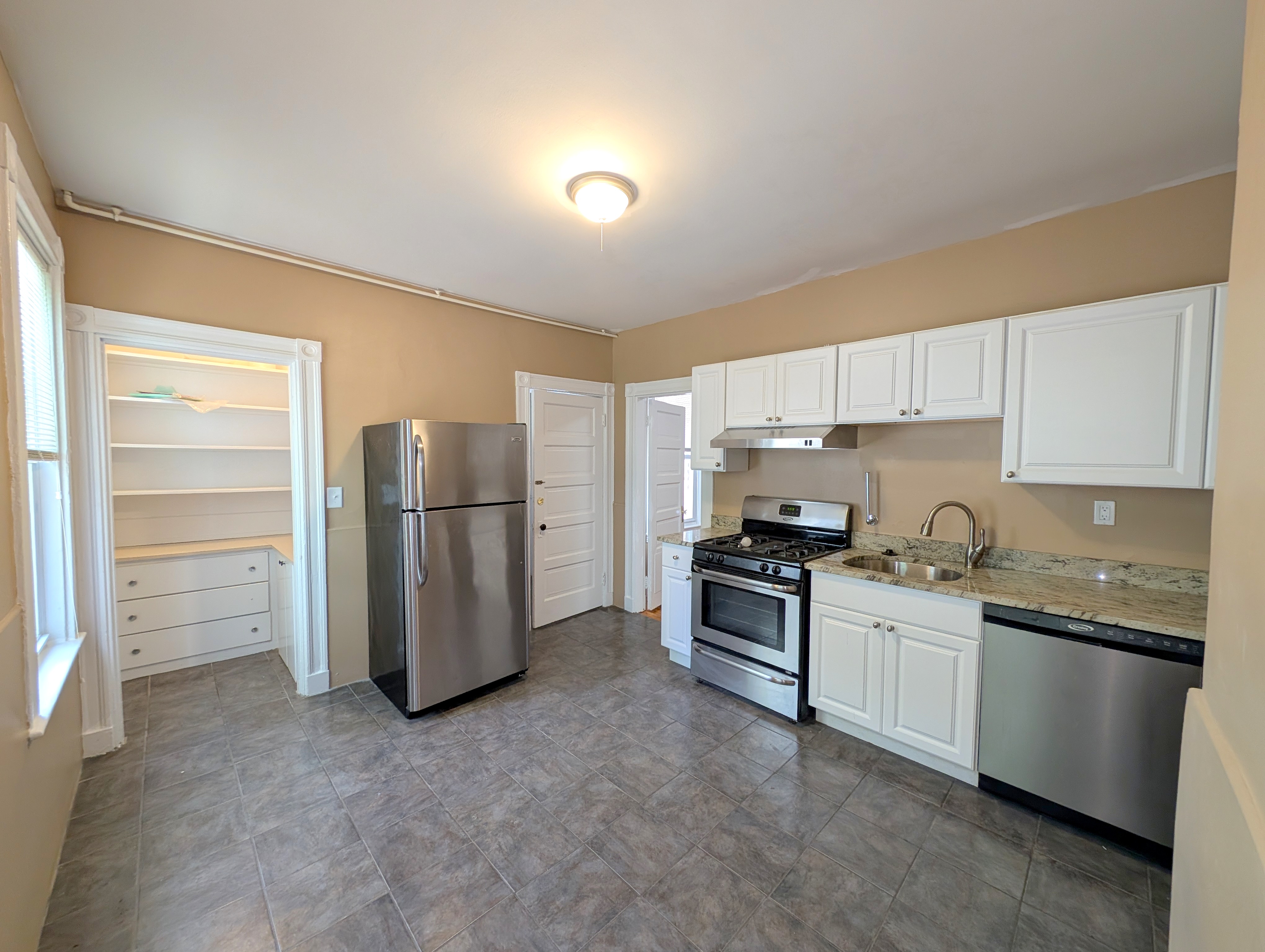 42 Calvin St, Ward Two