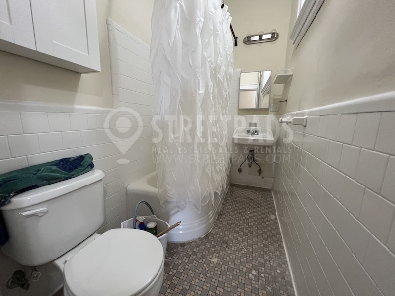 2 Ware St, Mid-Cambridge