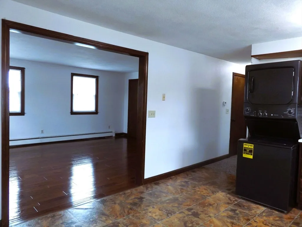 28 Greenwich St, Attleboro