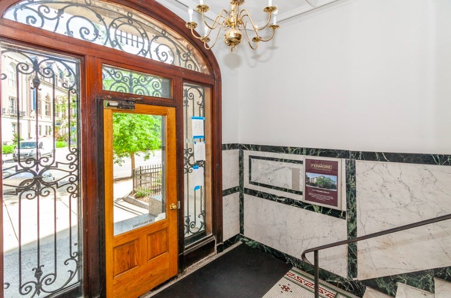 1111 Boylston St, Fenway