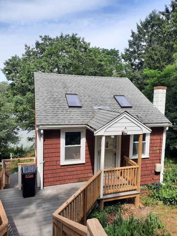 179 Little Sandy Pond Rd, Plymouth