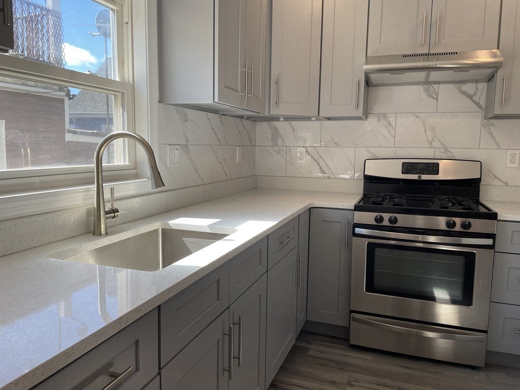 73 Marshall St, Winter Hill