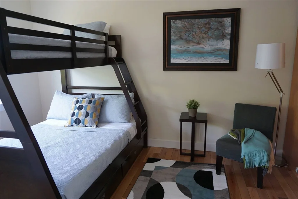 277 Broadway, The Port