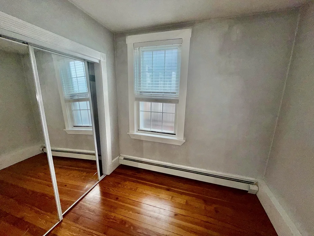 324 Chelsea St, East Boston