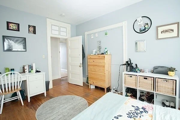 3 Kinnaird, Central Square