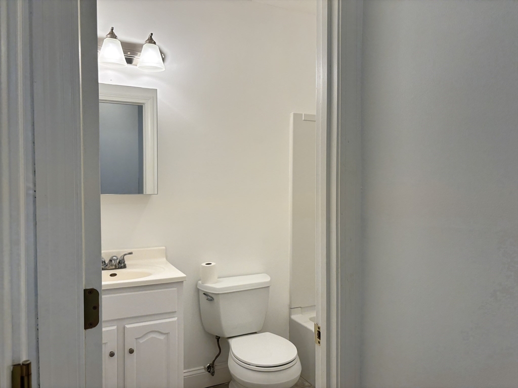 49 Leonard Rd, Boxborough