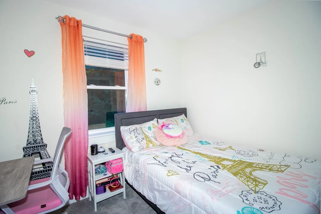 5 Morse Ave, Plainville