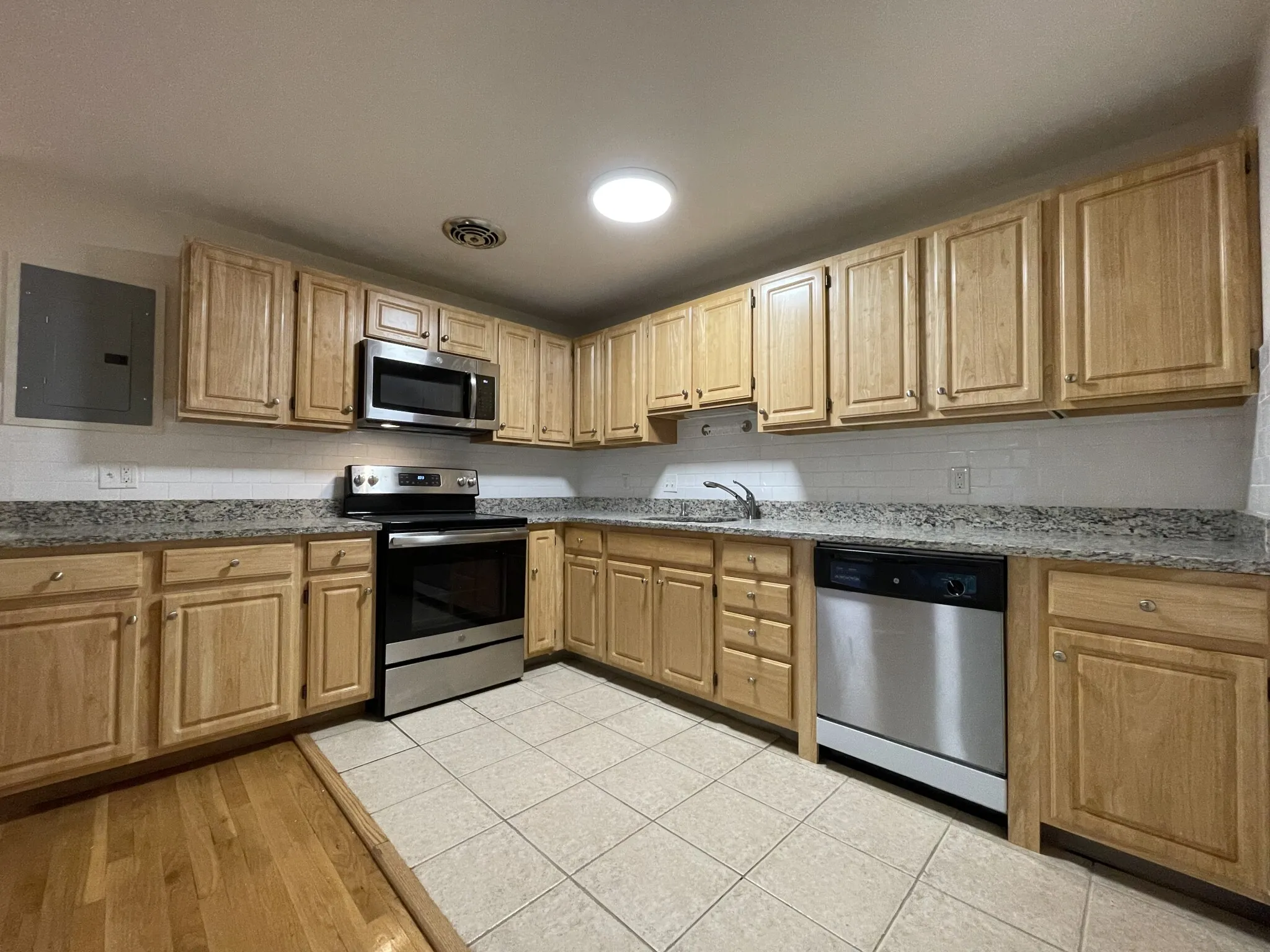 110 Babcock St, Coolidge Corner