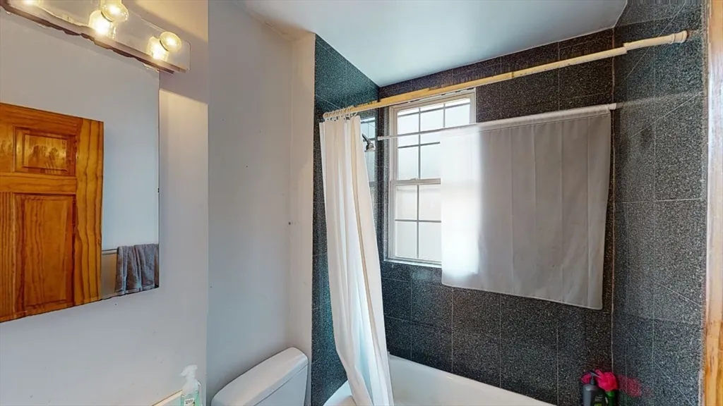 15 Glenville Ave, Allston