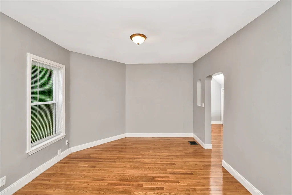 352 Norfolk St, Dorchester
