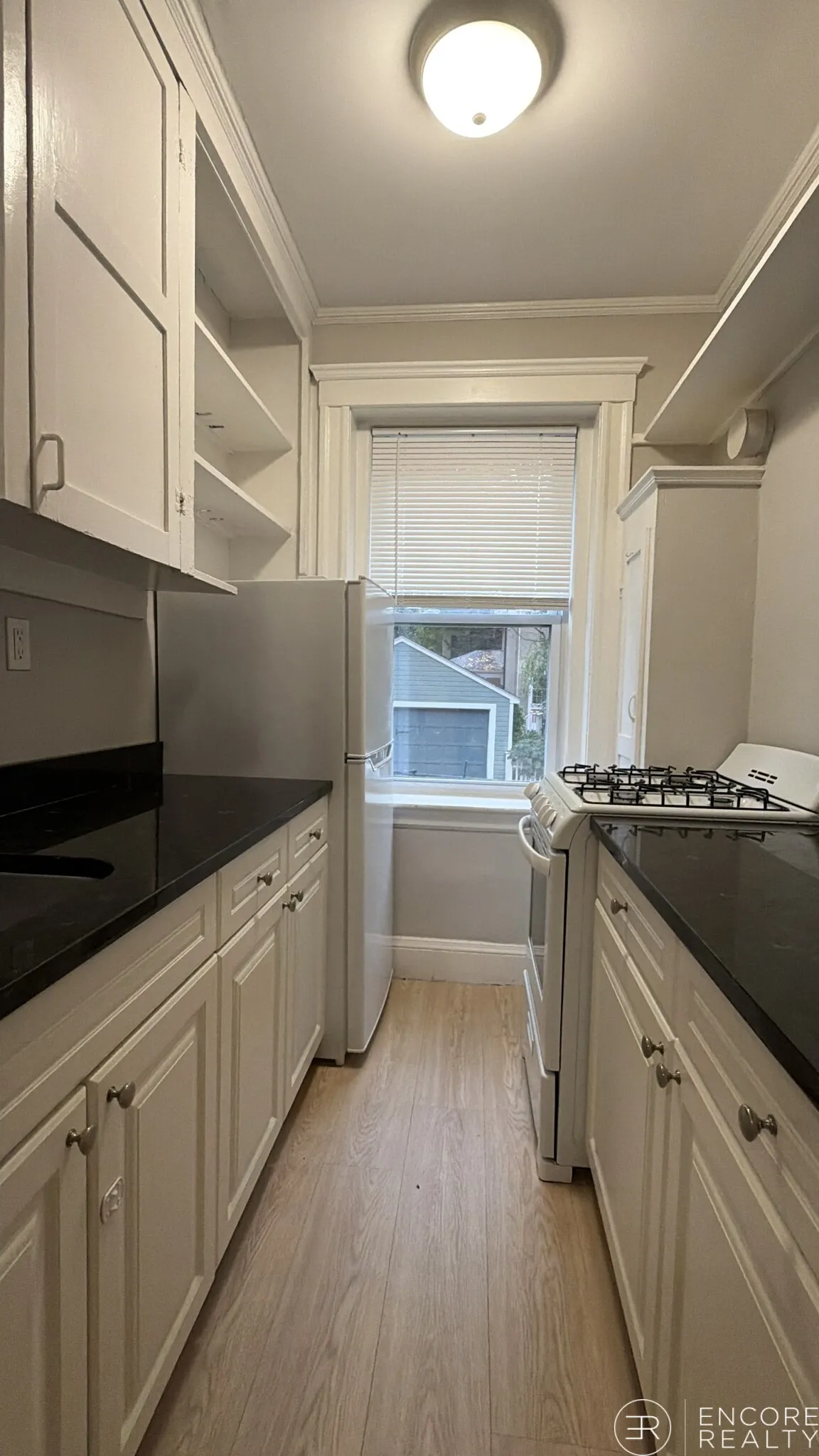 1 Gray St, Neighborhood Nine