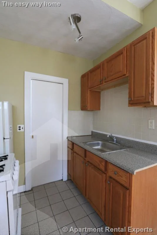 58 Vinal Ave, Prospect Hill