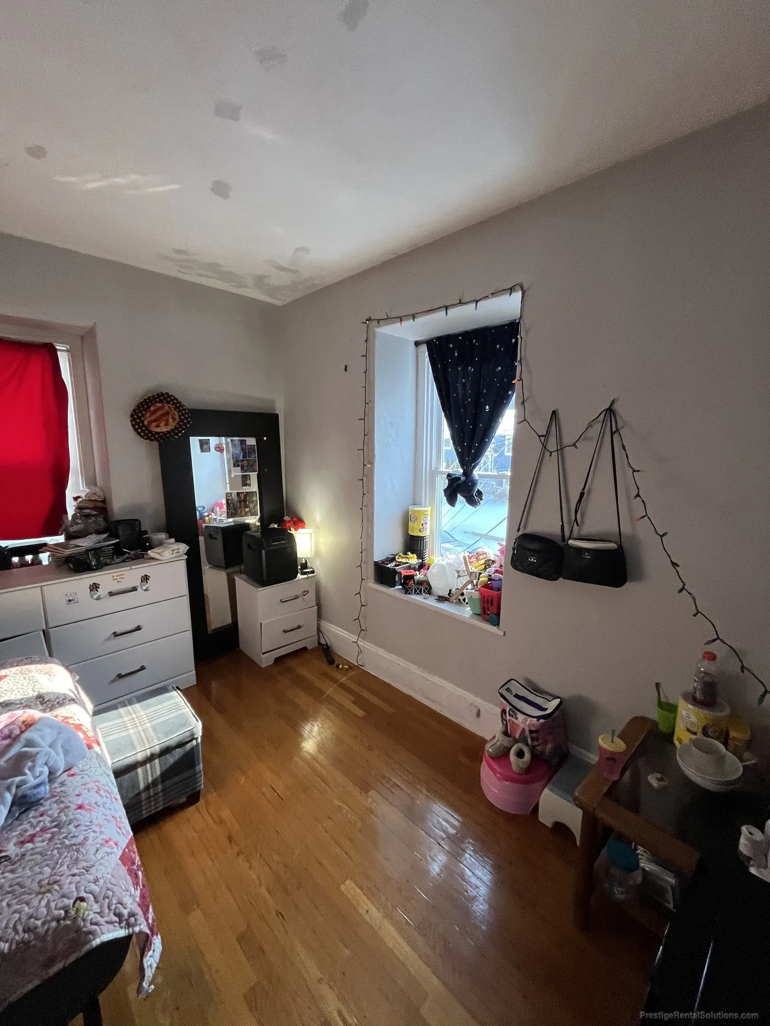172 Bigelow St, Oak Square