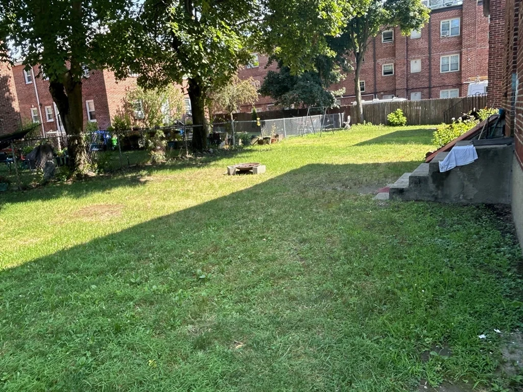 11 Beechcroft St, Brighton