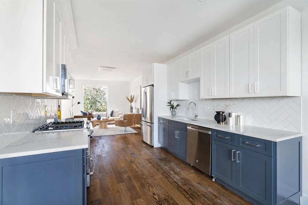 133 Boardman St, East Boston