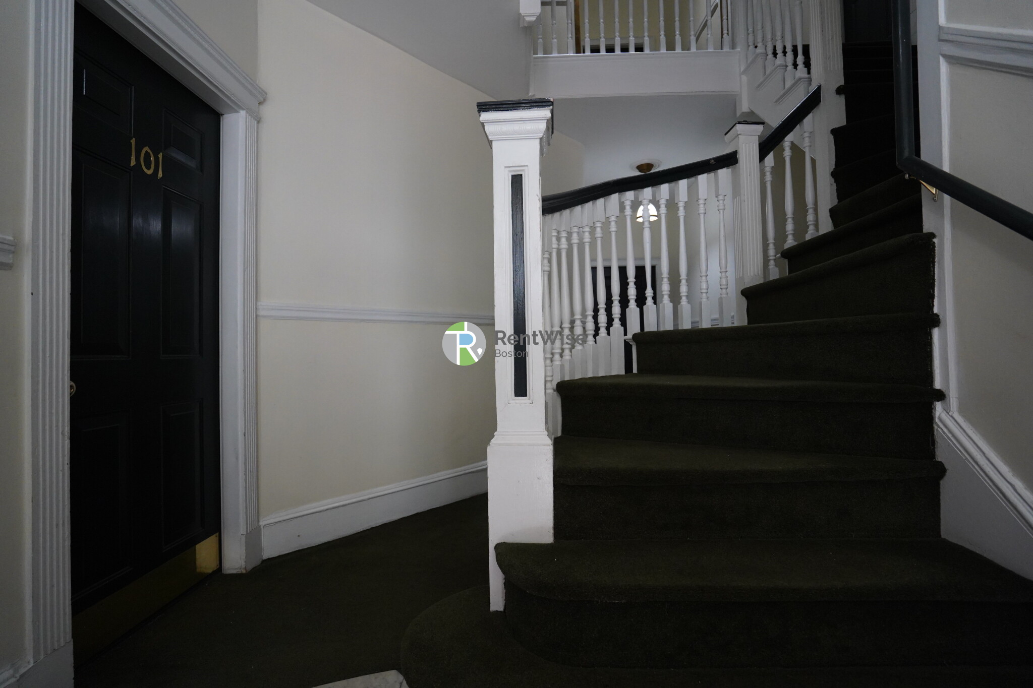 75 Burbank St, Fenway