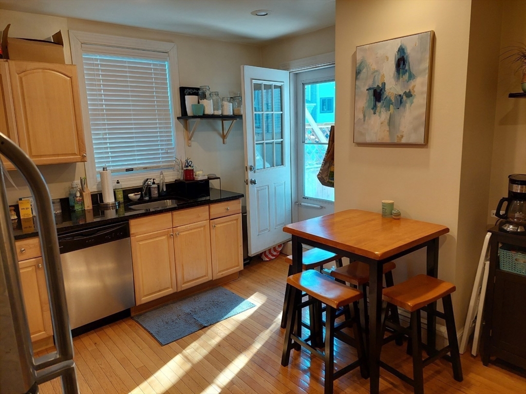 27-29 O St, South Boston