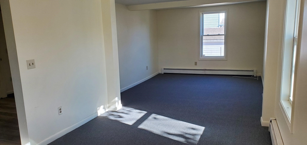 25-27 Brier St, Fitchburg