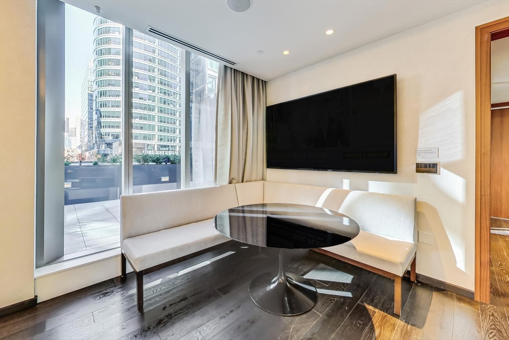 135 Seaport Blvd, Seaport District