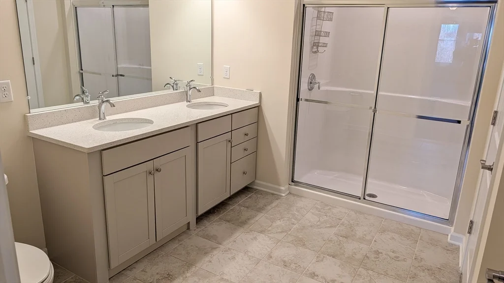 110 Trotter Rd, Weymouth