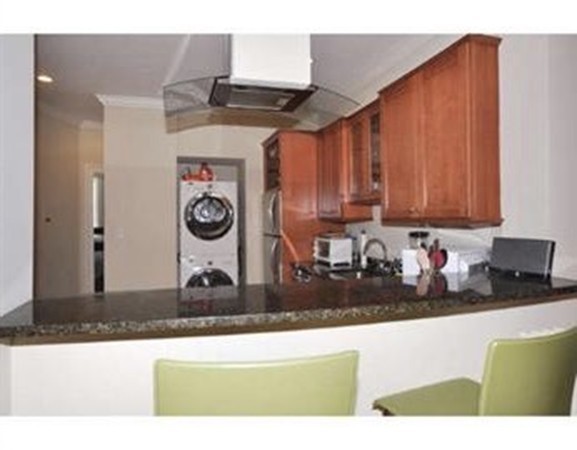 612 Columbus Ave, South End