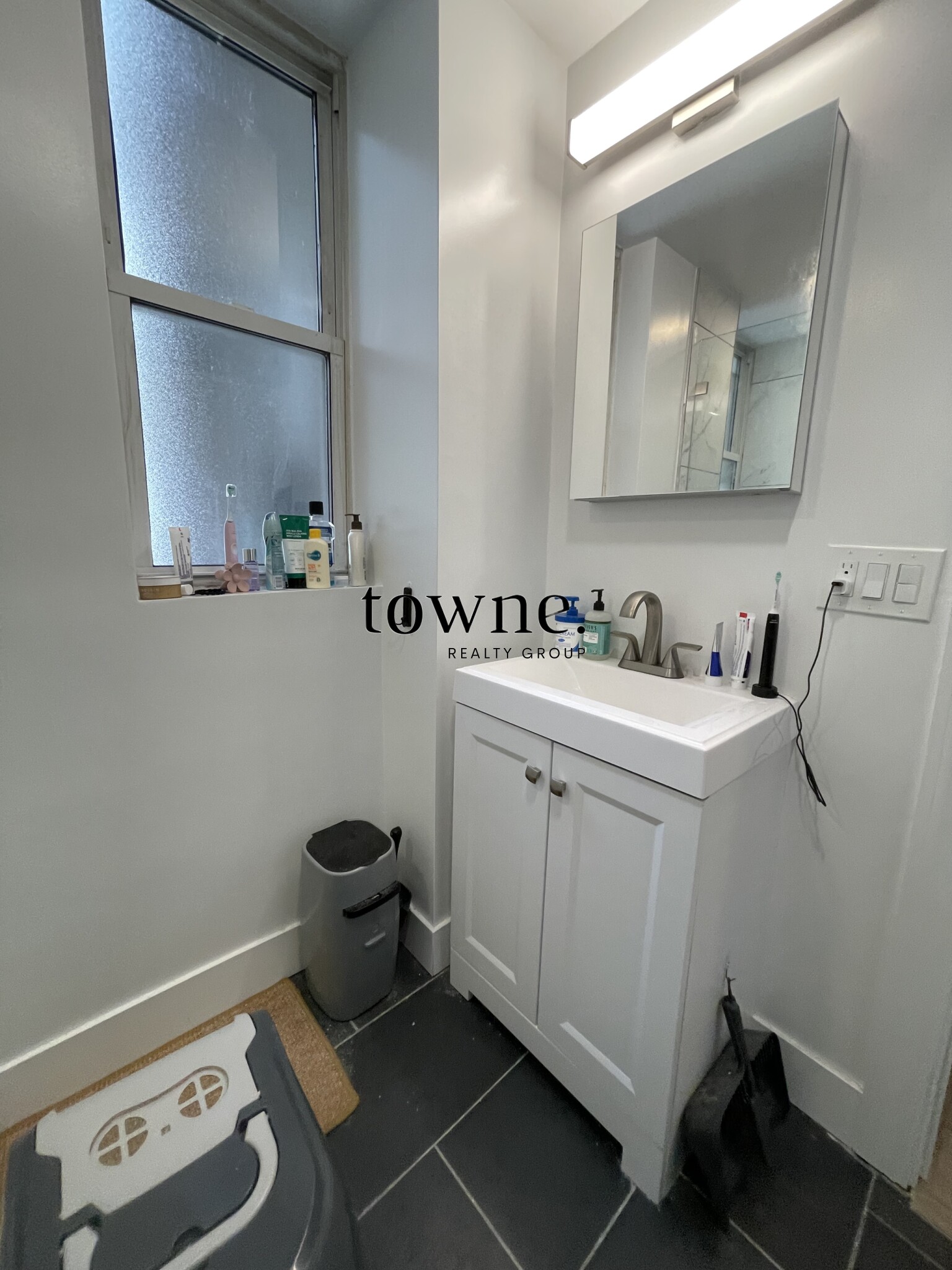 51 Queensberry St, Fenway