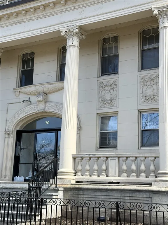 70 The Fenway, Fenway