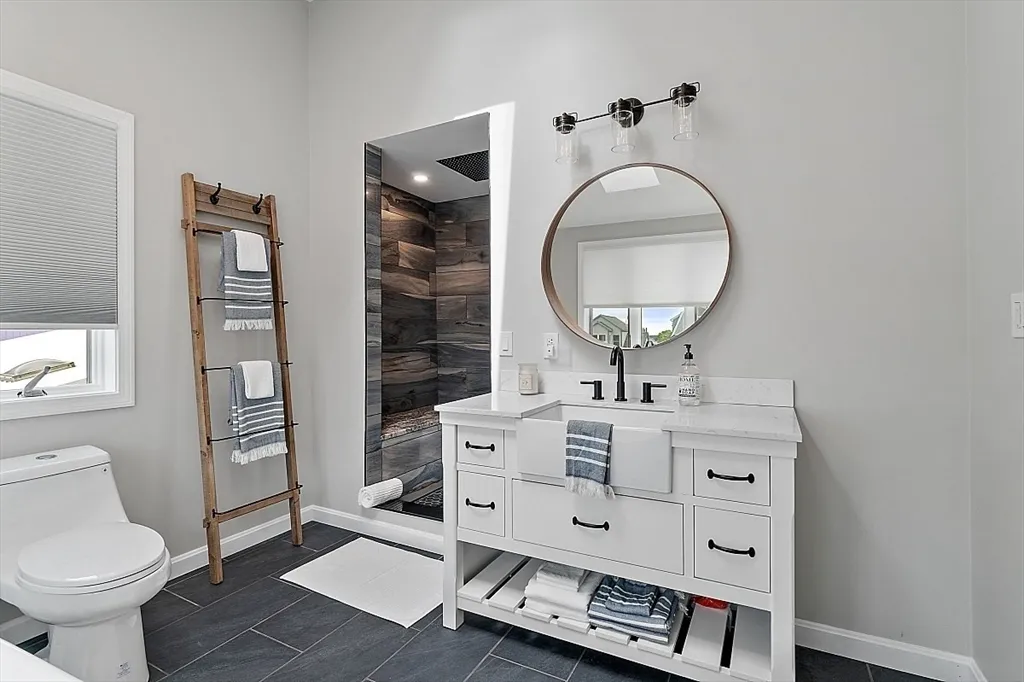 4 Northern Blvd, Plum Island