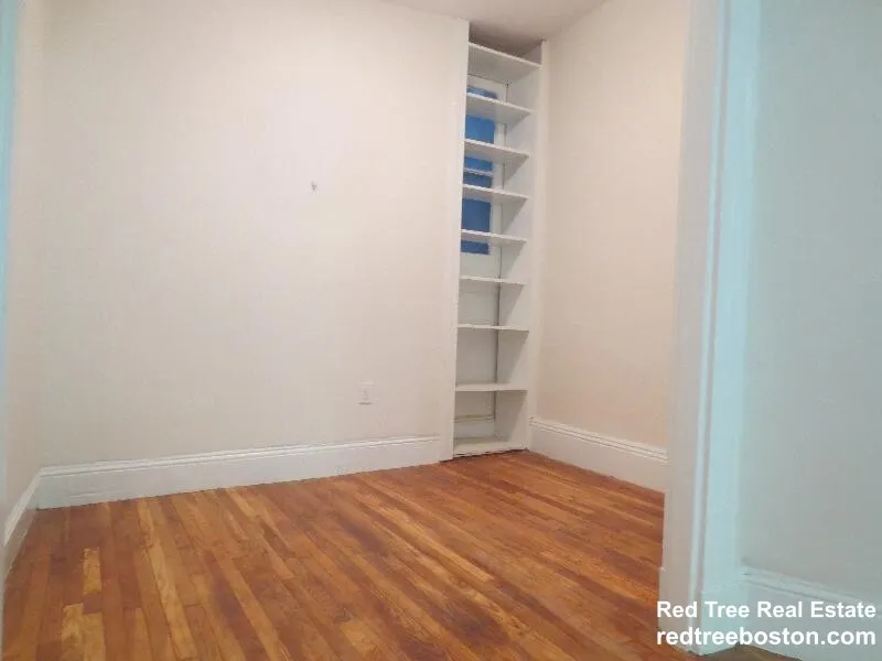 49 Saint Germain St, Back Bay