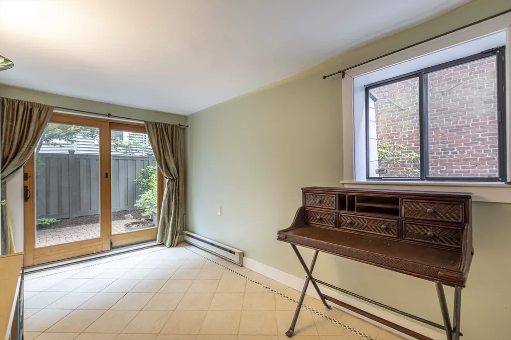 54 Trowbridge St, Mid-Cambridge