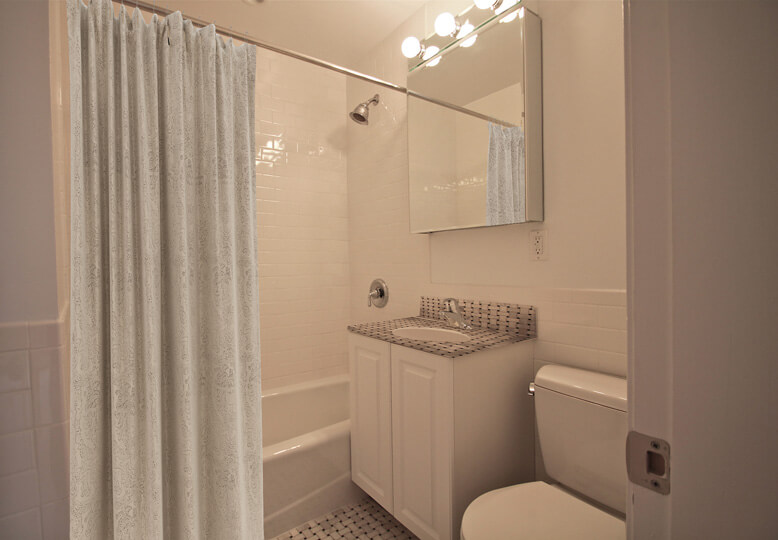 60 Brattle St, West Cambridge