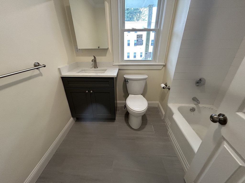 18 Auburn St, Malden