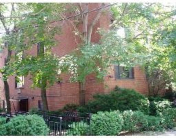 205 Kent St, Longwood