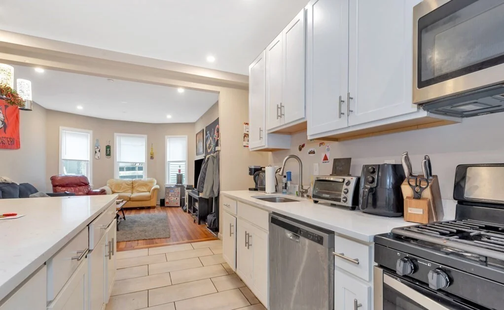 228 Calumet St, Mission Hill