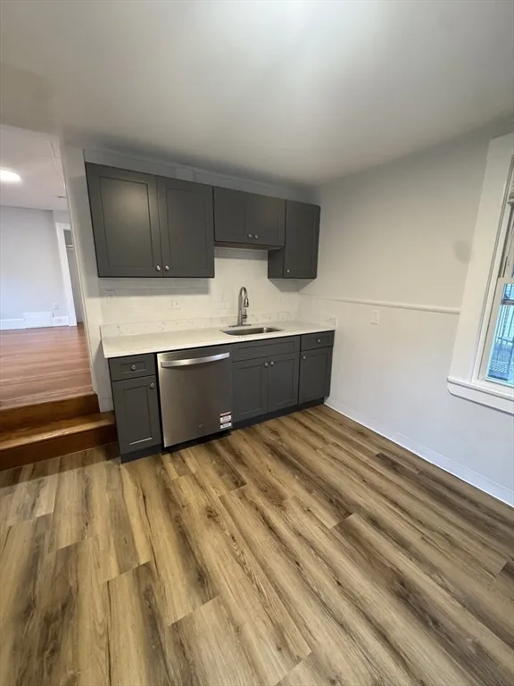 38 Spring, Spring Hill