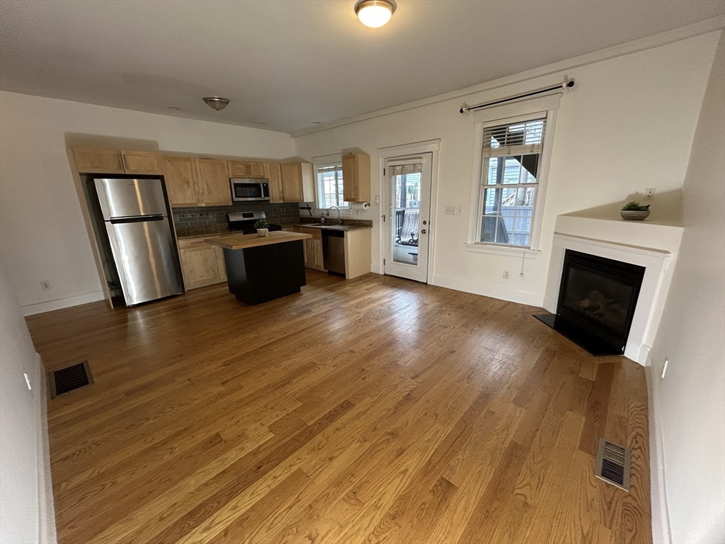 144 West 8th, South Boston