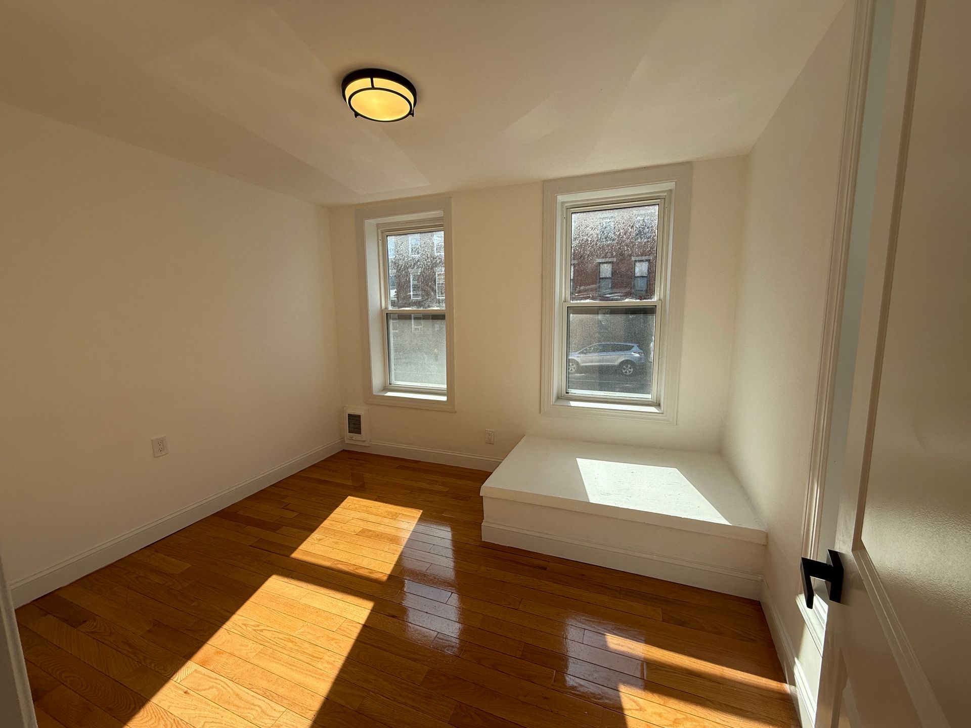 20 Chelsea St, East Boston